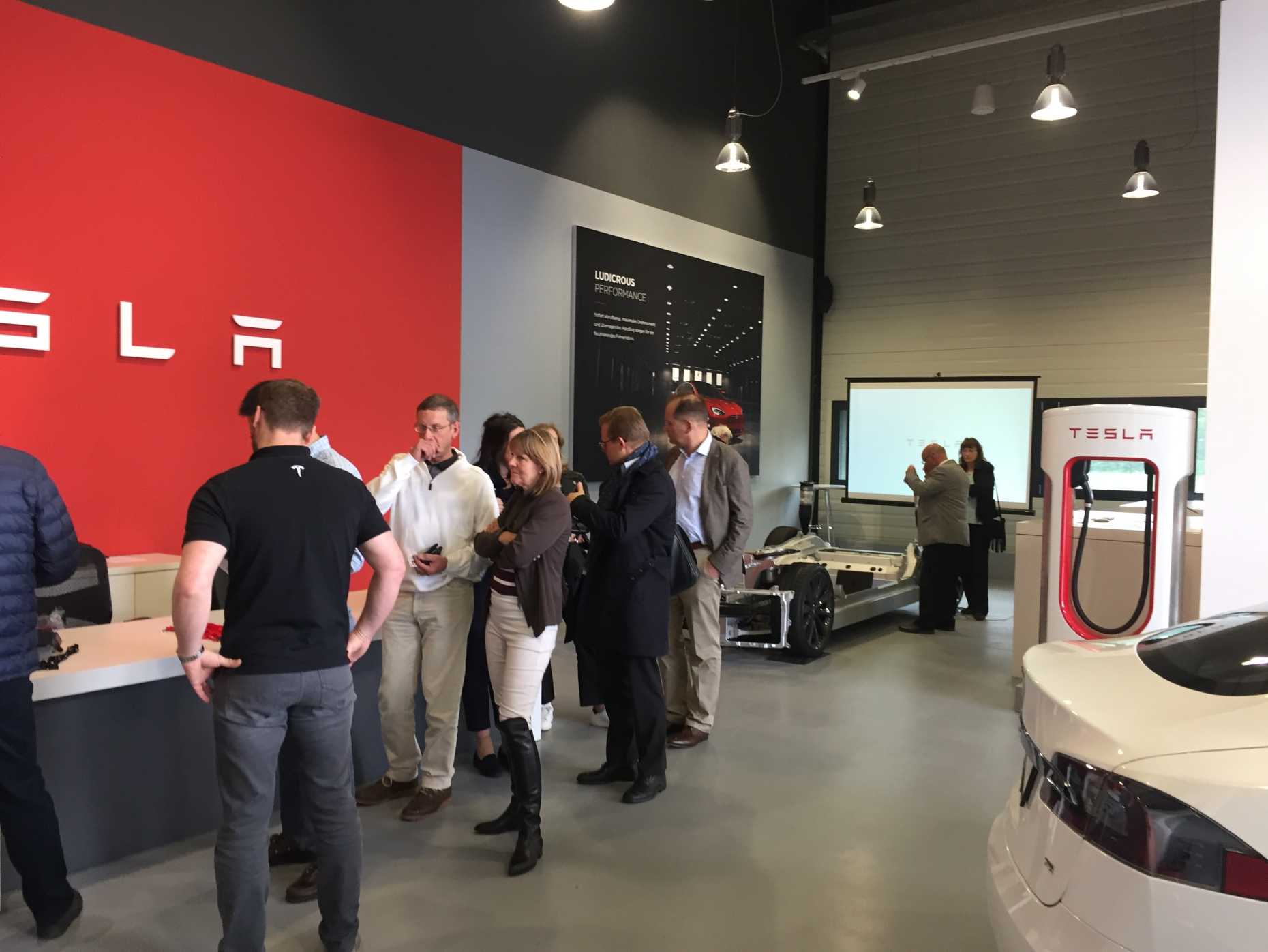 Die Alumni bei Tesla